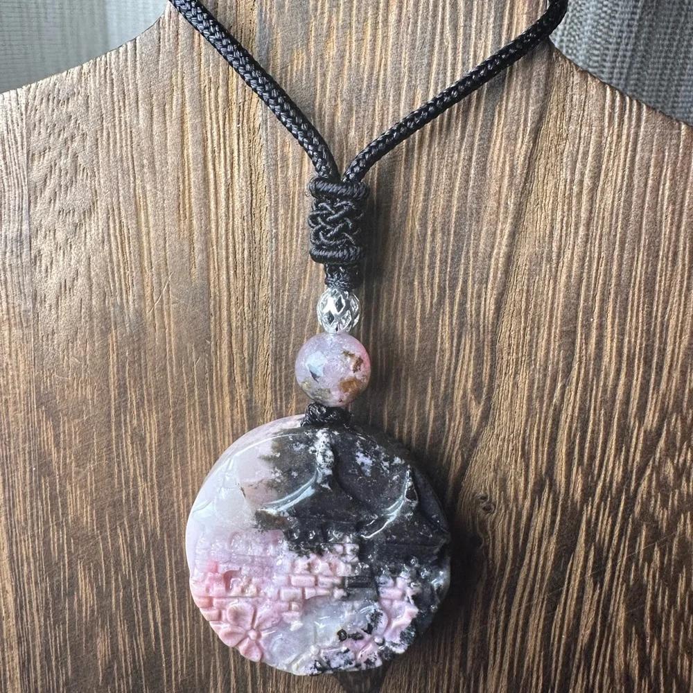 Icy Rhodonite Landscape and Flowers Pendant Necklace on Black Adjustable Rope - Picture 3 of 16